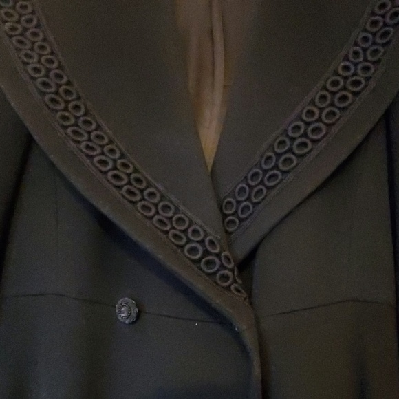 Coat - Picture 3 of 7